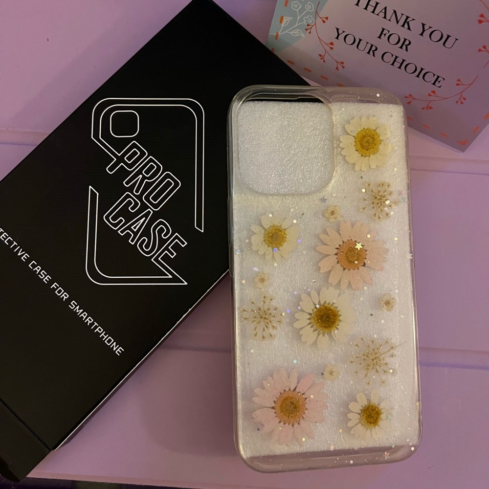 iPhone 13 Pro Pressed Flowers Protective Case